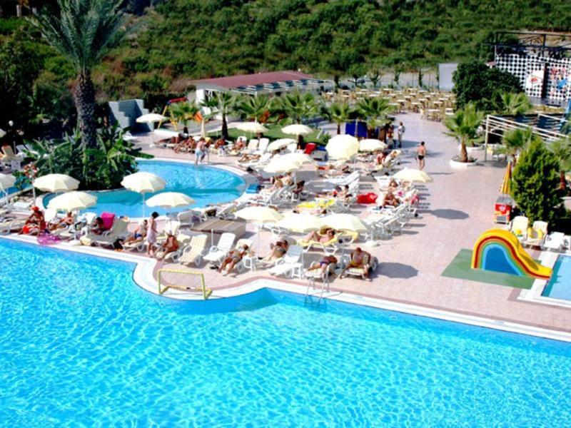 Febeach Hotel Side Exteriör bild